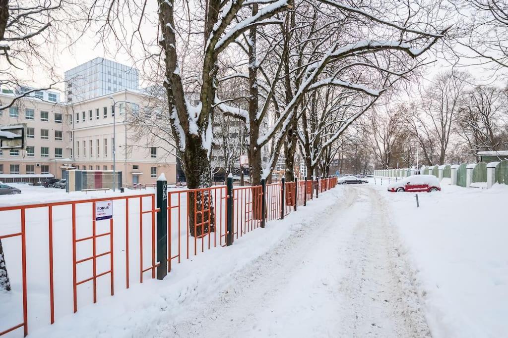 Cozy Studio Apartment Таллин Экстерьер фото