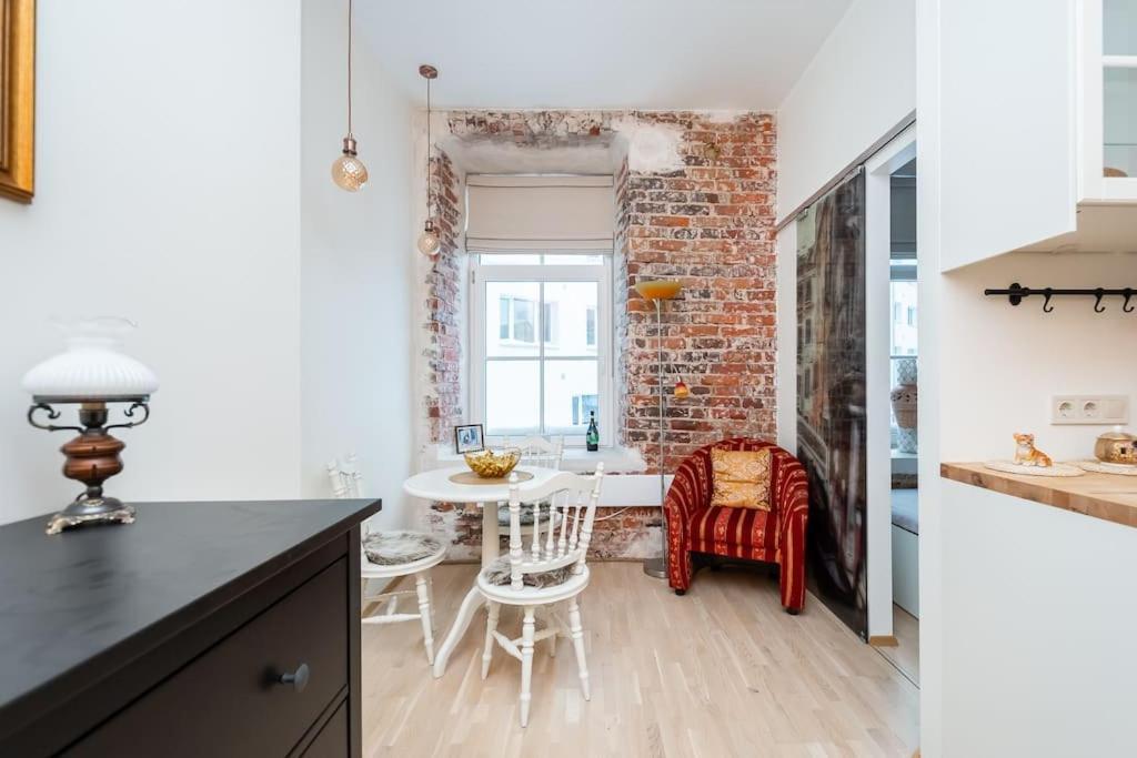 Cozy Studio Apartment Таллин Экстерьер фото
