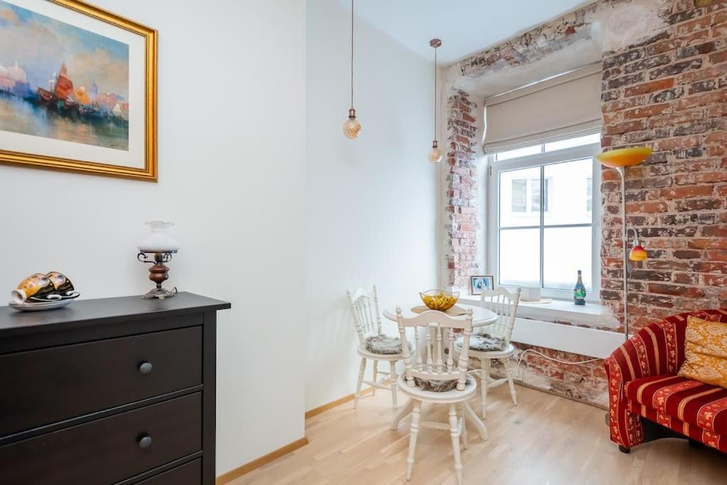 Cozy Studio Apartment Таллин Экстерьер фото